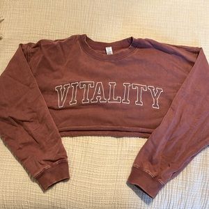 Vitality long sleeve super cropped shirt